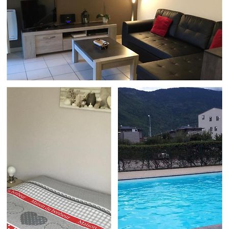 L Edelweiss Et Sa Piscine Lägenhet Albertville Exteriör bild
