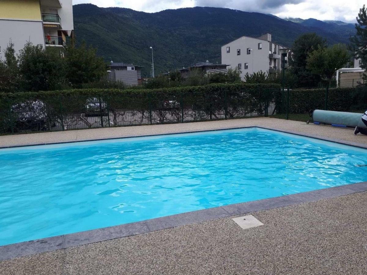 L Edelweiss Et Sa Piscine Lägenhet Albertville Exteriör bild